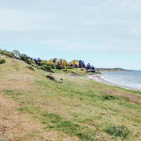 1 Bedroom Beautiful In Holiday home